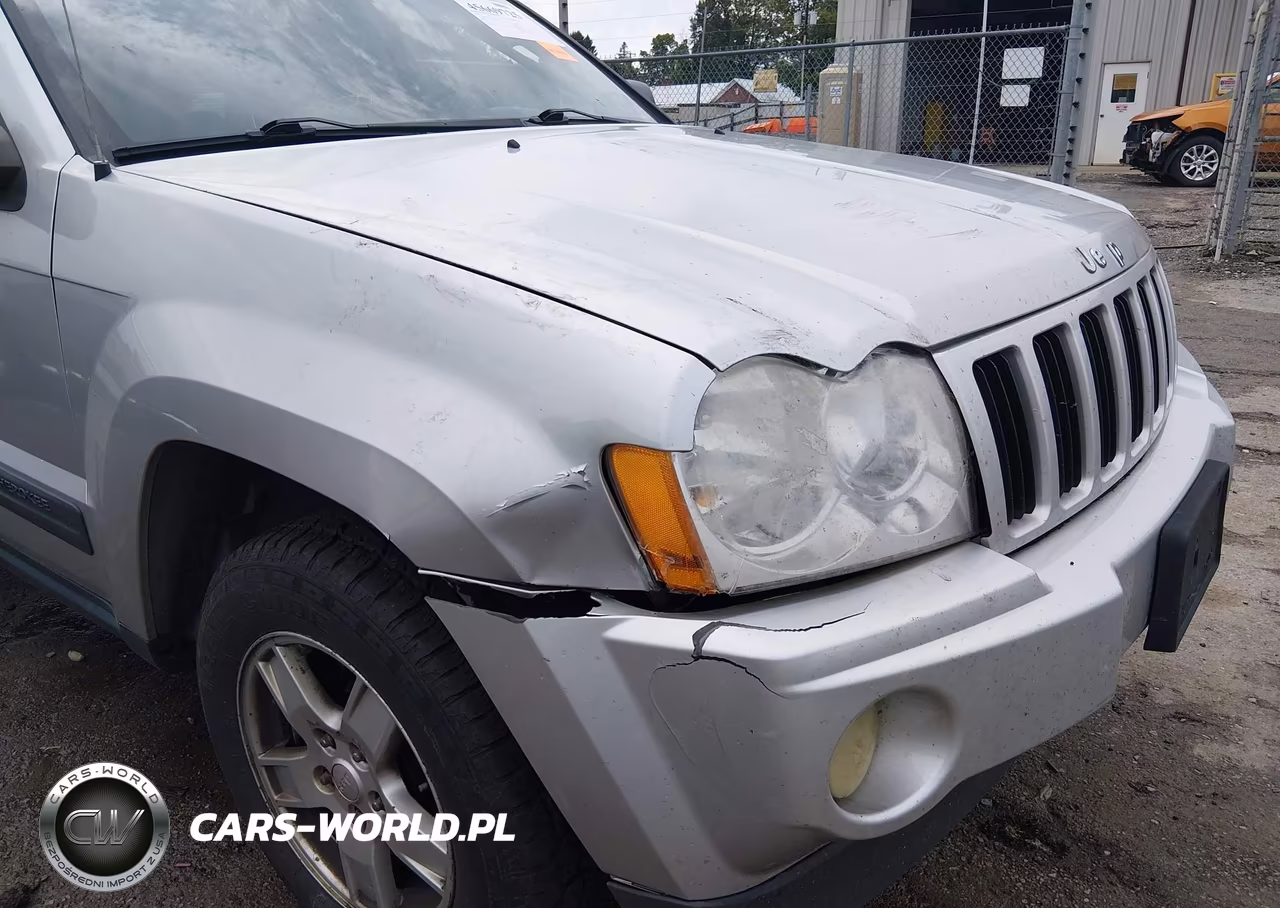 2005 Jeep Grand Cherokee Laredo VIN:1J4GR48K75C509195 - 6