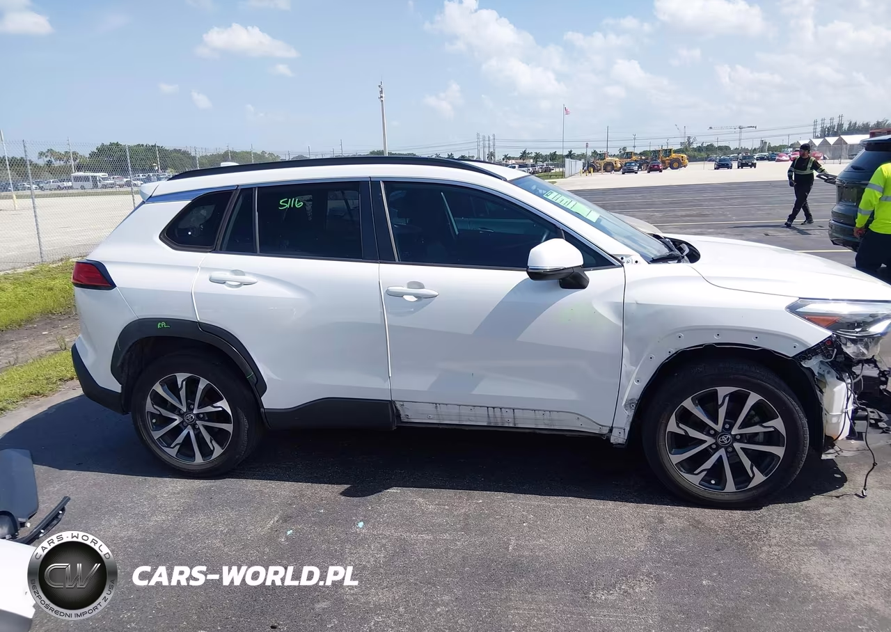 2022 Toyota Corolla Cross Xle VIN:7MUEAAAG4NV014594 - 14