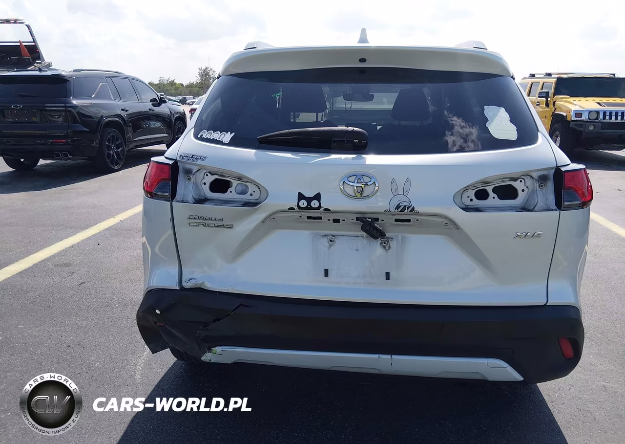 2022 Toyota Corolla Cross Xle VIN:7MUEAAAG4NV014594 - 17