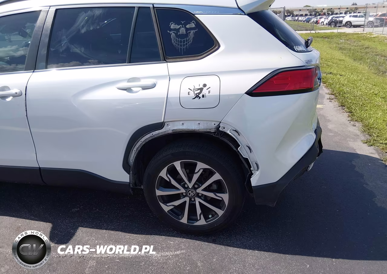 2022 Toyota Corolla Cross Xle VIN:7MUEAAAG4NV014594 - 6