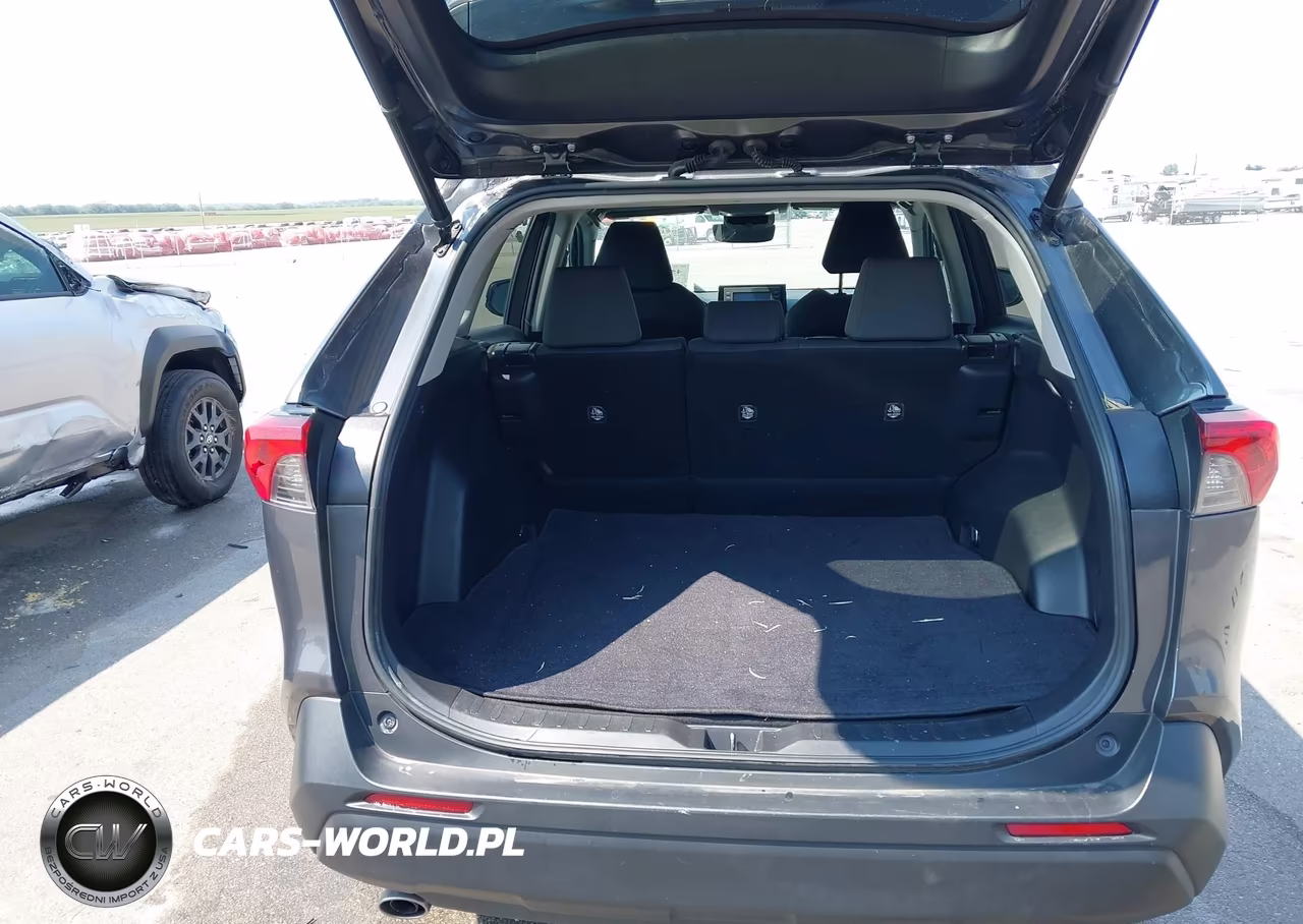 2022 Toyota Rav4 Xle VIN:2T3W1RFV7NC206855 - 18