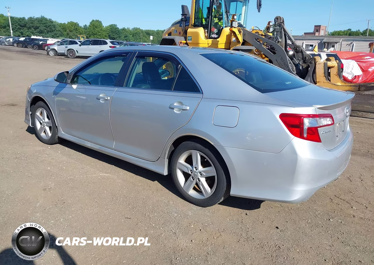2013 Toyota Camry Se VIN:4T1BF1FK6DU251623 - 3