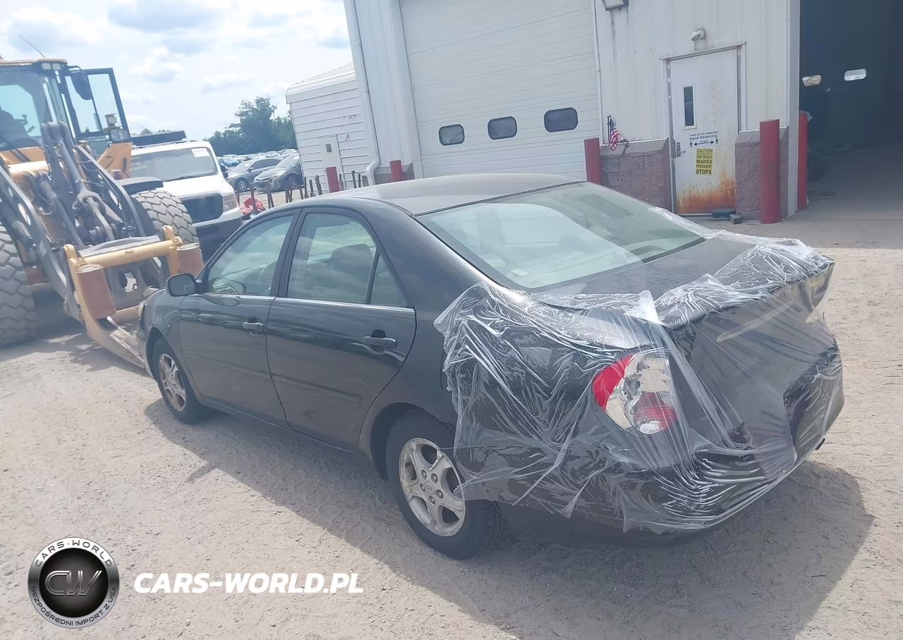 2003 Toyota Camry Le VIN:4T1BE32KX3U139278 - 19