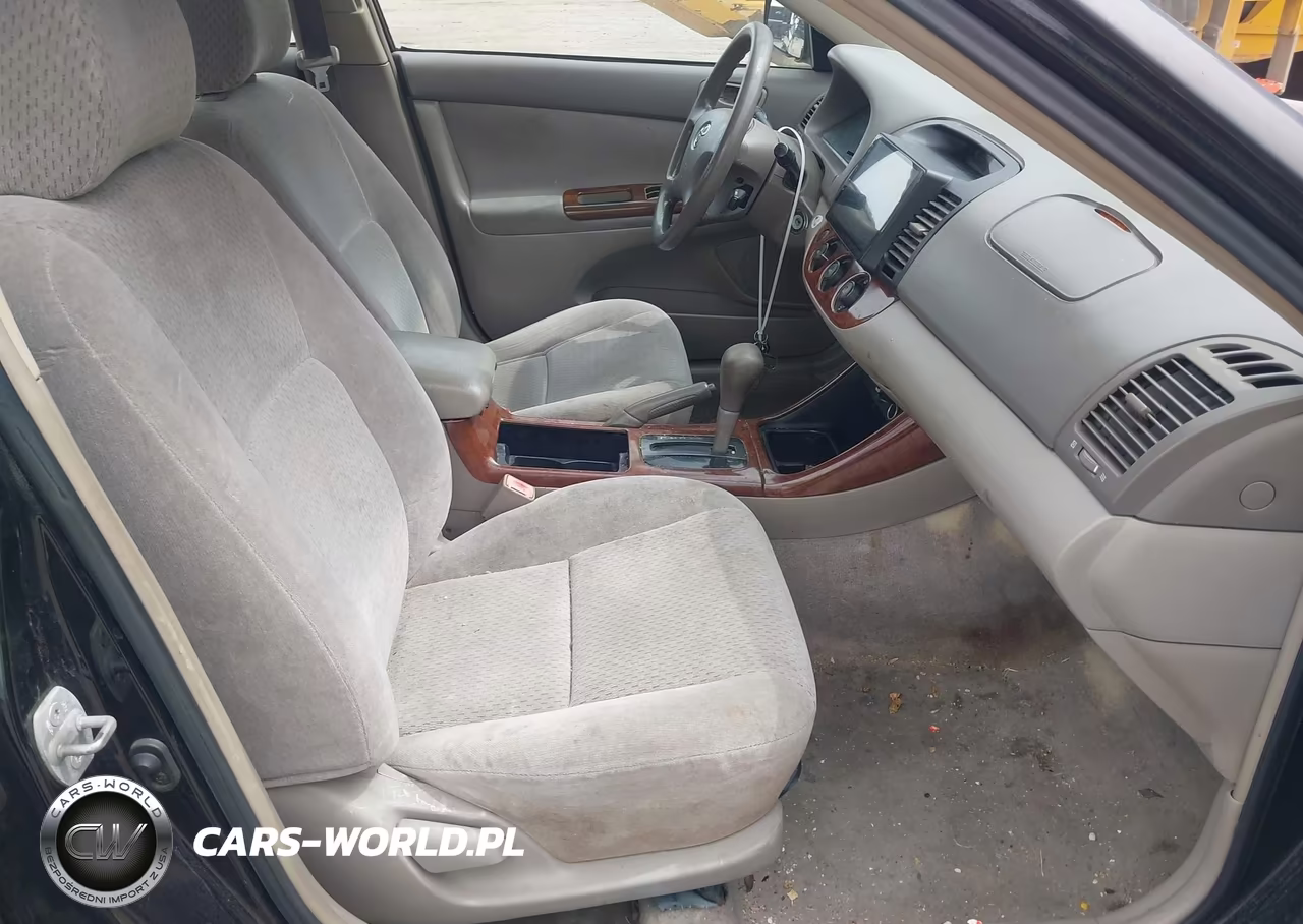 2003 Toyota Camry Le VIN:4T1BE32KX3U139278 - 5