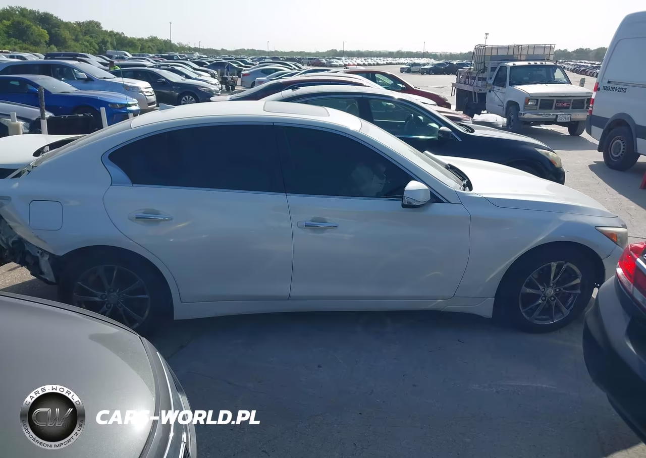 2017 Infiniti Q50 3.0T Signature Edition VIN:JN1EV7AP2HM744265 - 13