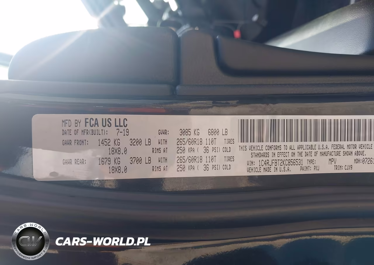 2019 Jeep Grand Cherokee Limited 4X4 VIN:1C4RJFBT2KC856531 - 9