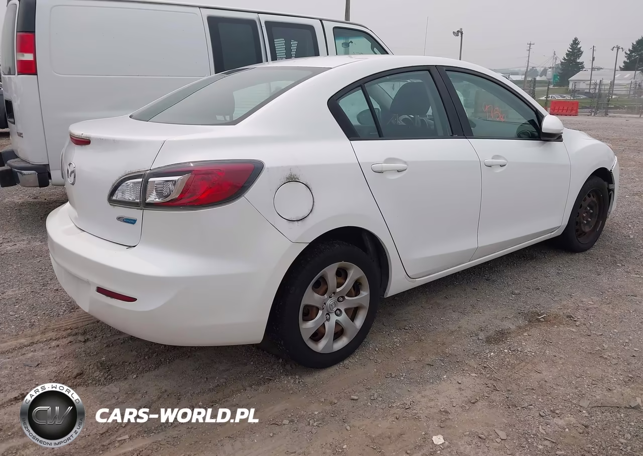 2013 Mazda Mazda3 I Sport VIN:JM1BL1UP4D1806856 - 4