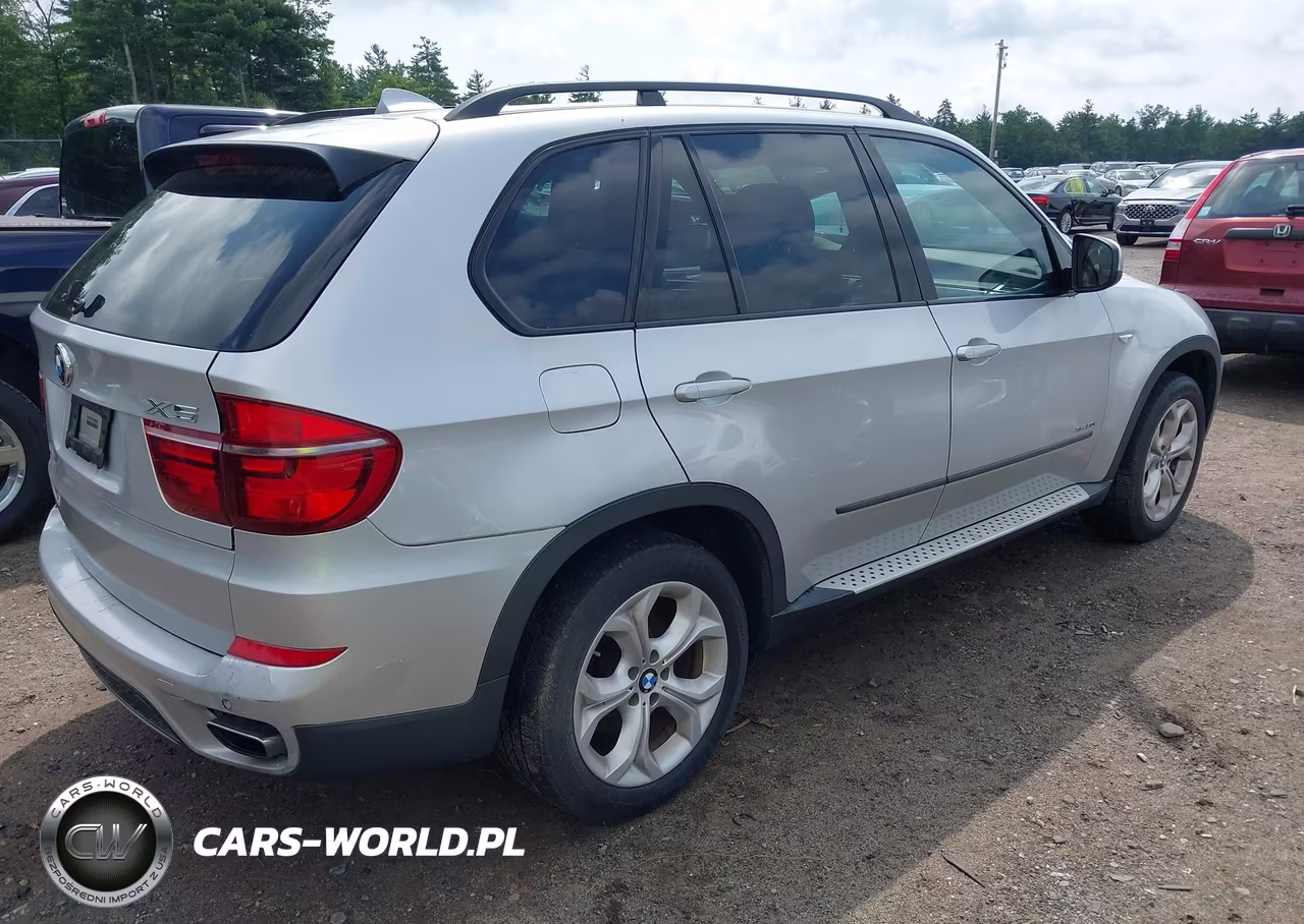 2011 BMW X5 xDrive50I VIN:5UXZV8C58BLL67940 - 4