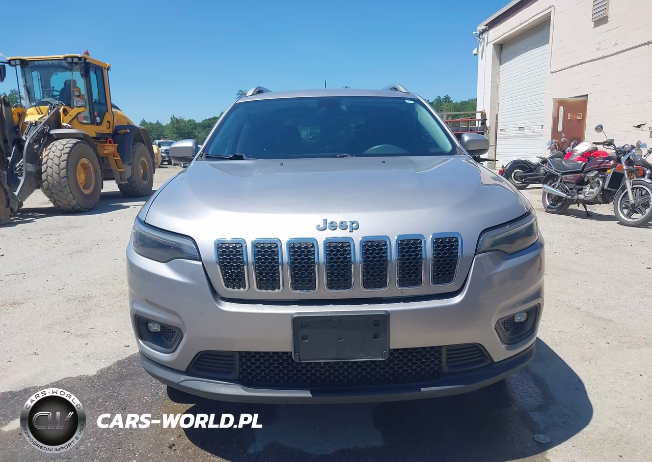 2019 Jeep Cherokee Latitude 4X4 VIN:1C4PJMCB0KD429912 - 14