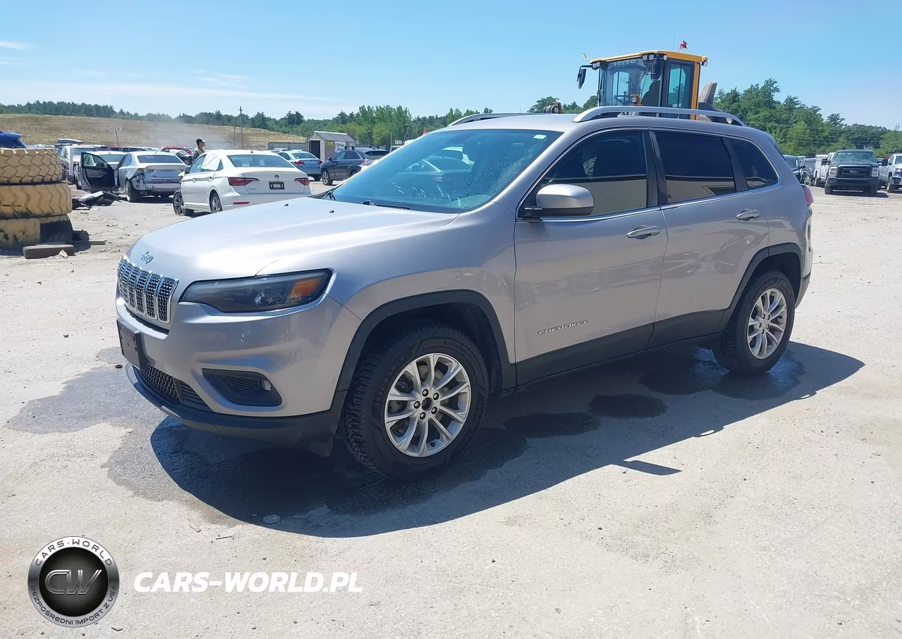 2019 Jeep Cherokee Latitude 4X4 VIN:1C4PJMCB0KD429912 - 2