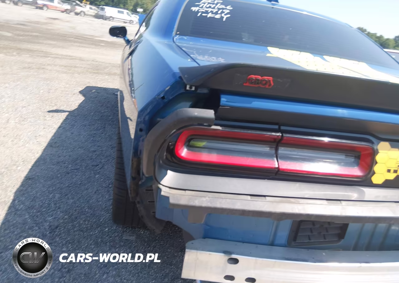 2020 Dodge Challenger R-T Scat Pack VIN:2C3CDZFJXLH235810 - 6