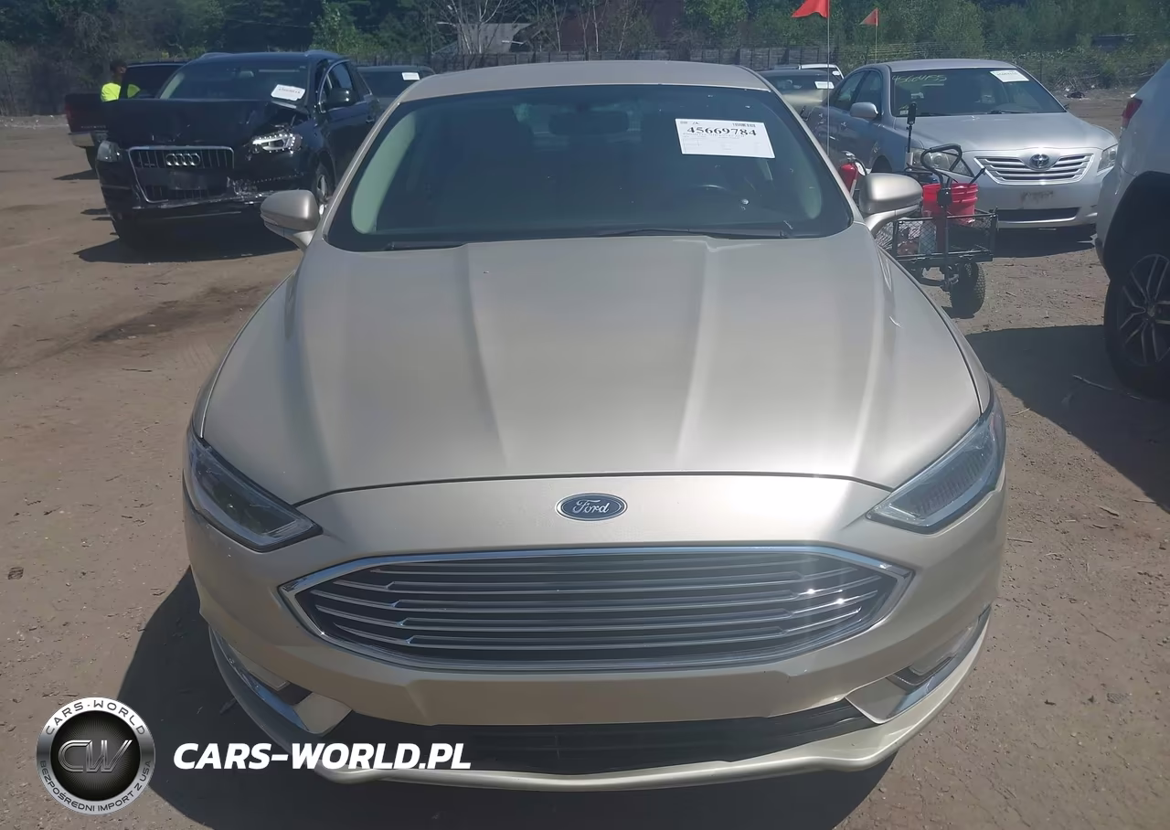 2018 Ford Fusion Hybrid Titanium VIN:3FA6P0RU9JR140955 - 12