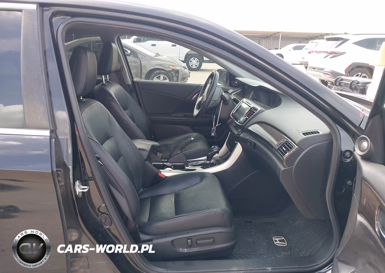 2017 Honda Accord Ex-L VIN:1HGCR2F8XHA074769 - 5