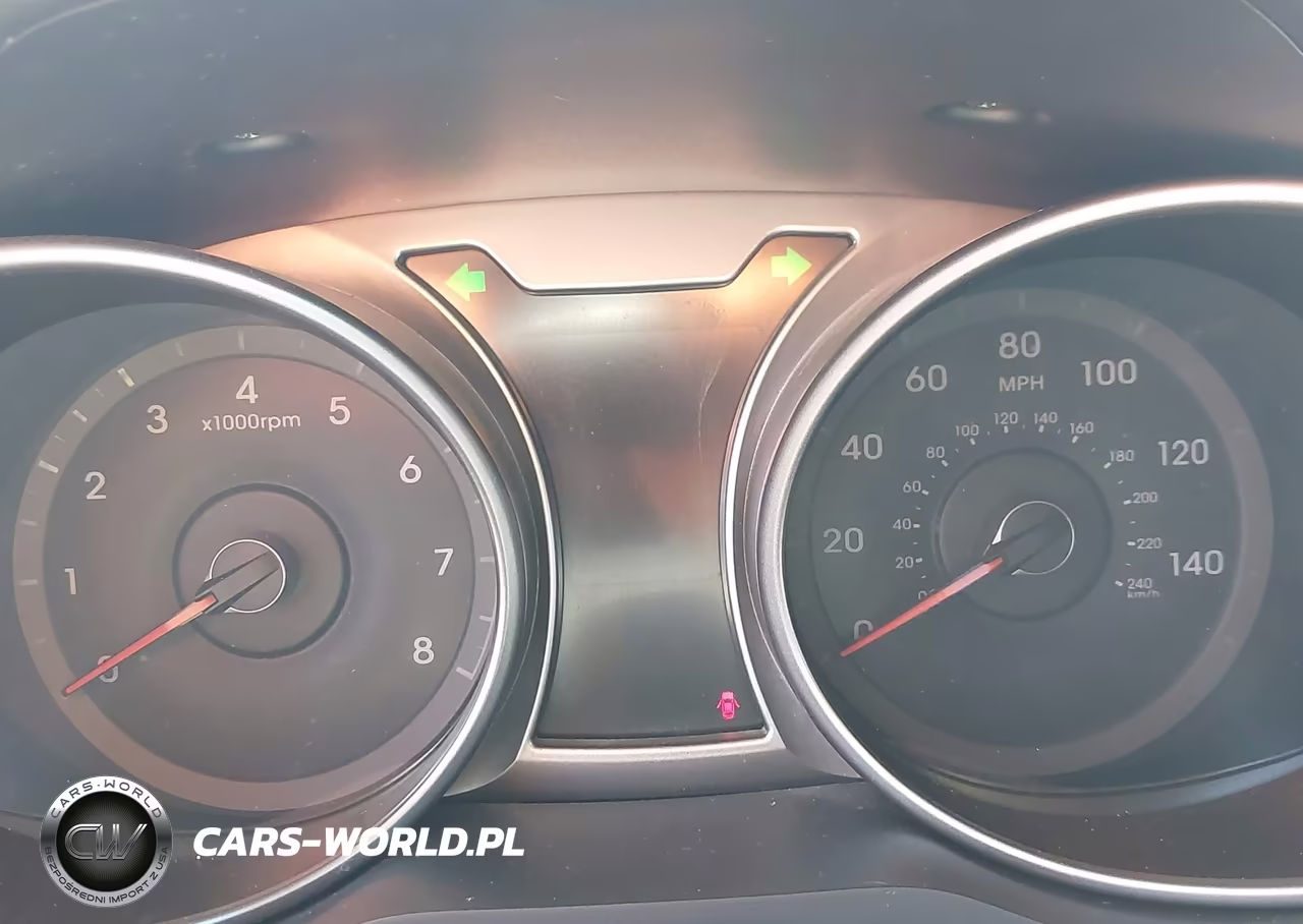 2016 Hyundai Veloster VIN:KMHTC6AD0GU289100 - 15