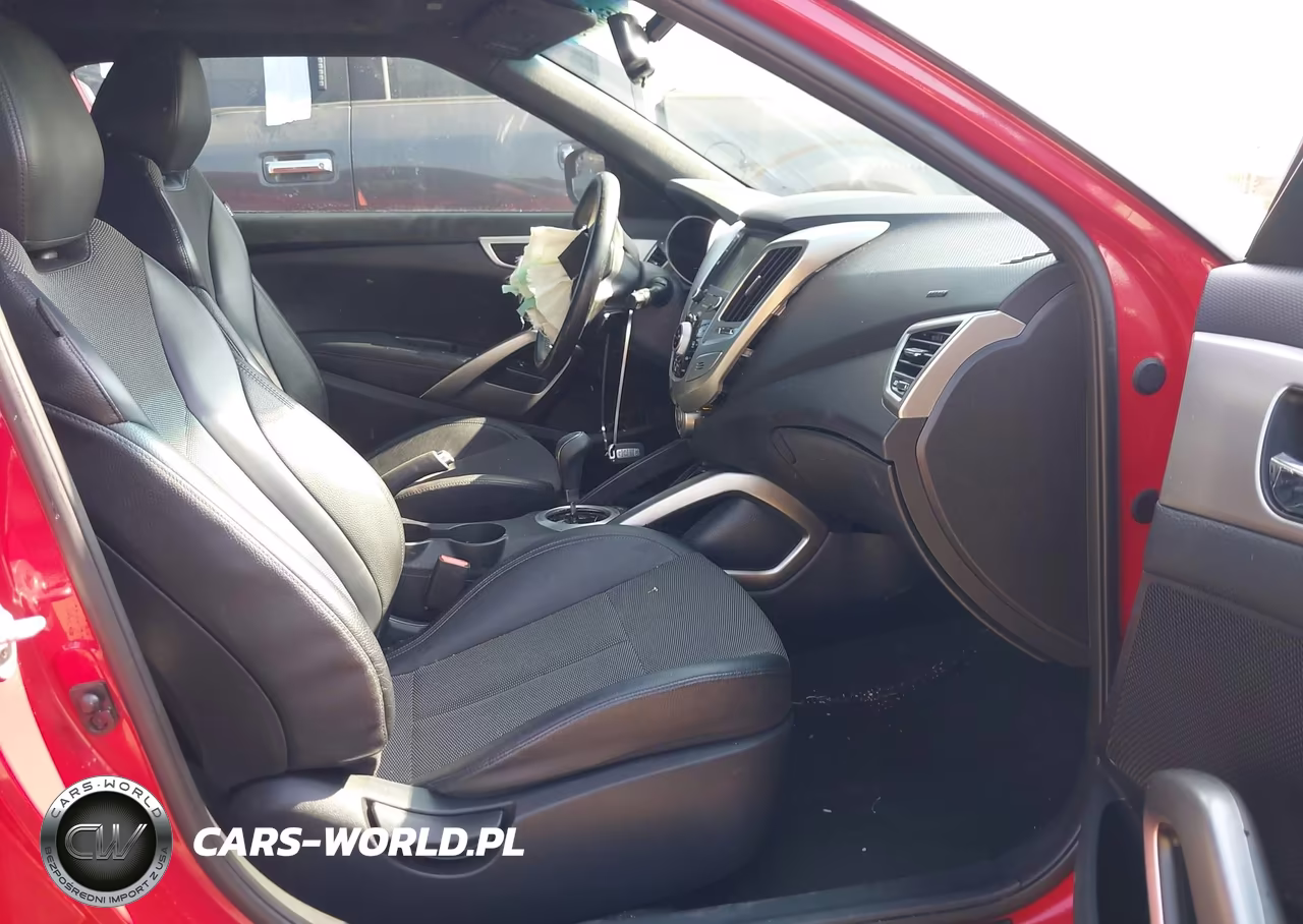 2016 Hyundai Veloster VIN:KMHTC6AD0GU289100 - 5