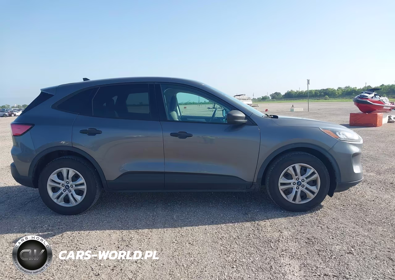 2022 Ford Escape S VIN:1FMCU0F60NUB49663 - 13