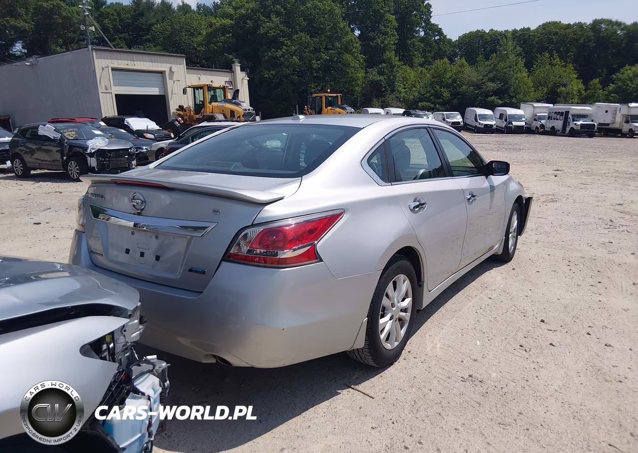 2014 Nissan Altima 2.5 VIN:1N4AL3AP0EN257779 - 4