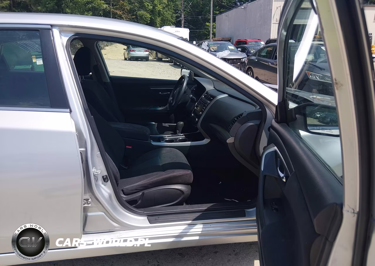 2014 Nissan Altima 2.5 VIN:1N4AL3AP0EN257779 - 5