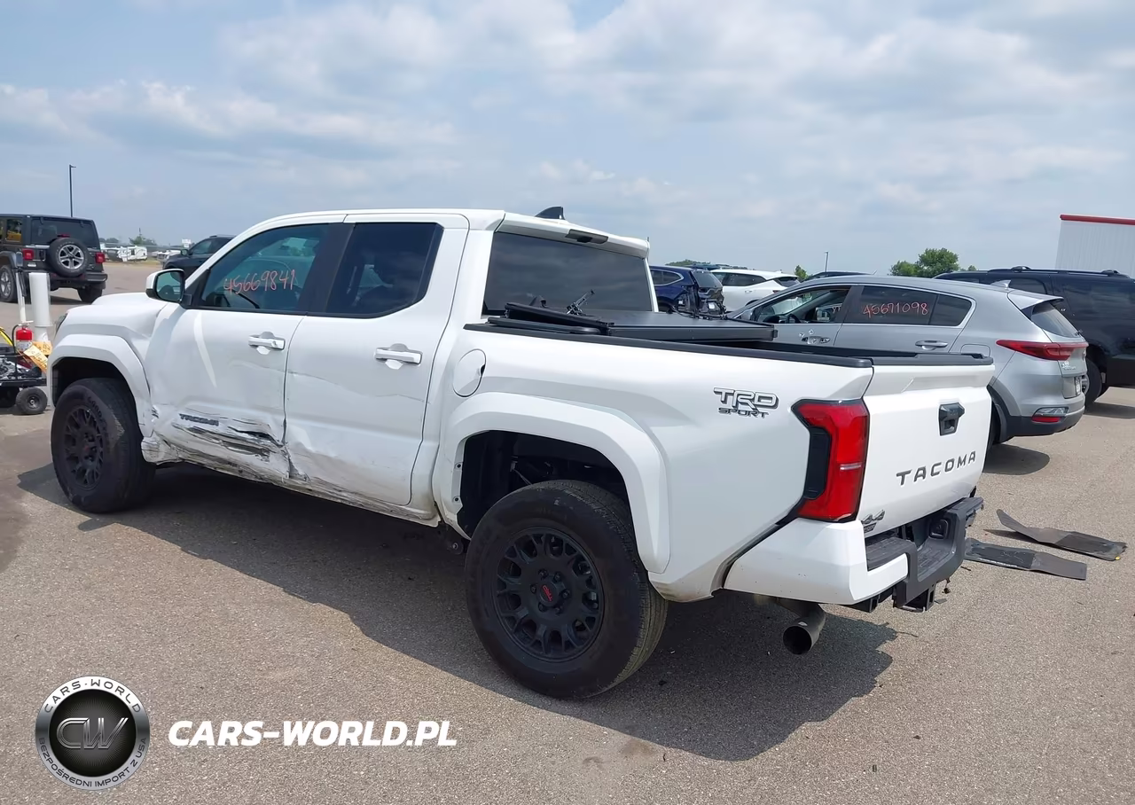 2025 Toyota Tacoma Trd Sport VIN:3TMLB5JN0SM157400 - 3