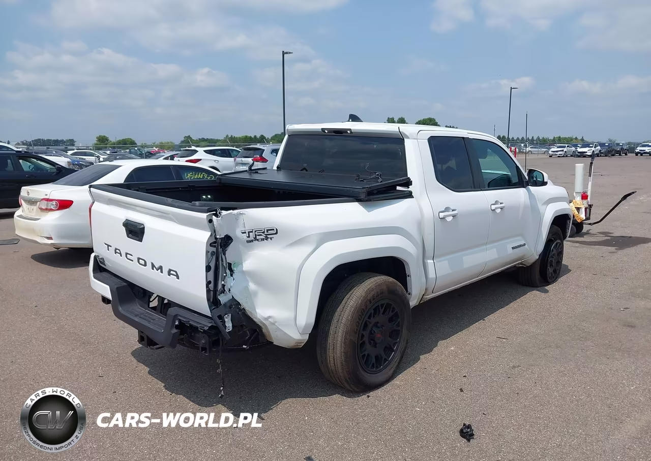 2025 Toyota Tacoma Trd Sport VIN:3TMLB5JN0SM157400 - 4