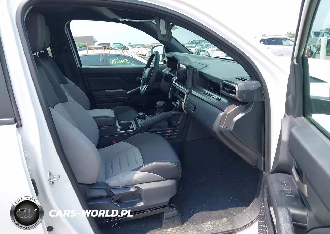 2025 Toyota Tacoma Trd Sport VIN:3TMLB5JN0SM157400 - 5