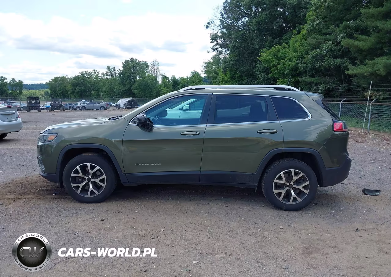 2019 Jeep Cherokee Latitude 4X4 VIN:1C4PJMCX8KD471613 - 15