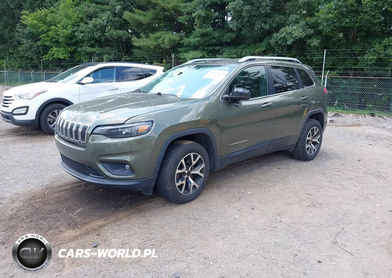 2019 Jeep Cherokee Latitude 4X4 VIN:1C4PJMCX8KD471613 - 2