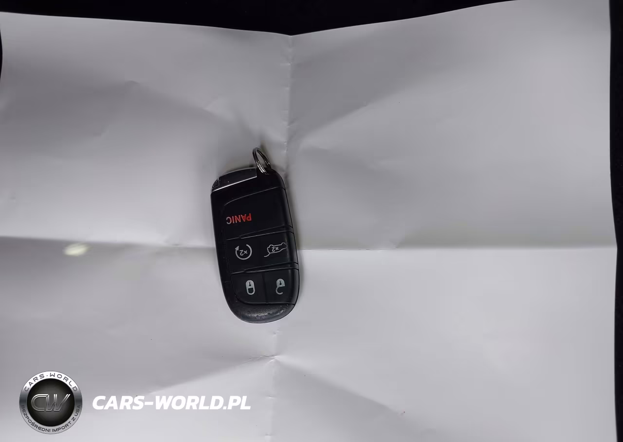 2019 Jeep Grand Cherokee Altitude 4X4 VIN:1C4RJFAG3KC546120 - 11