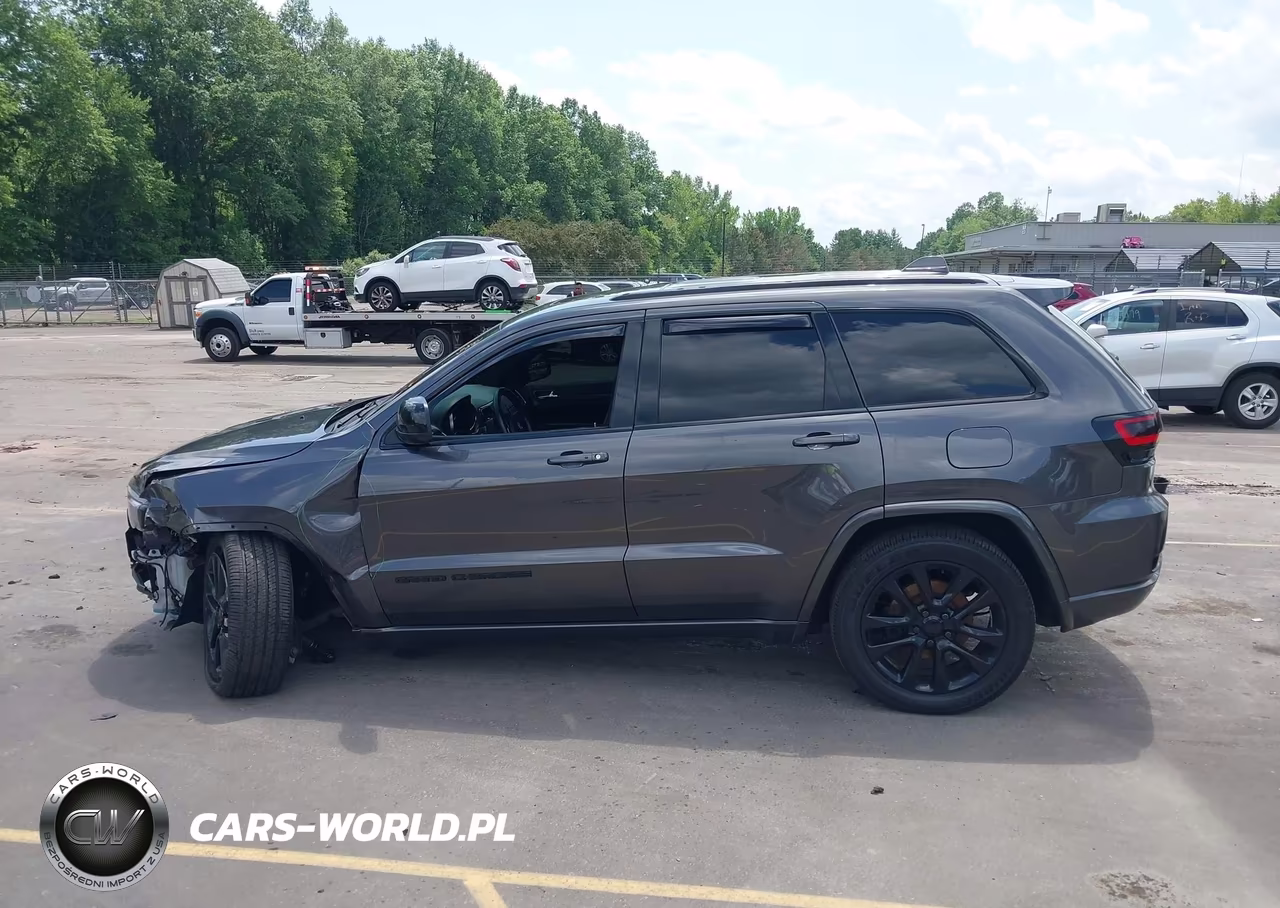 2019 Jeep Grand Cherokee Altitude 4X4 VIN:1C4RJFAG3KC546120 - 15