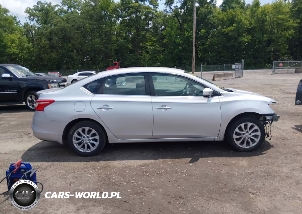 2019 Nissan Sentra S VIN:3N1AB7AP4KY240439 - 13