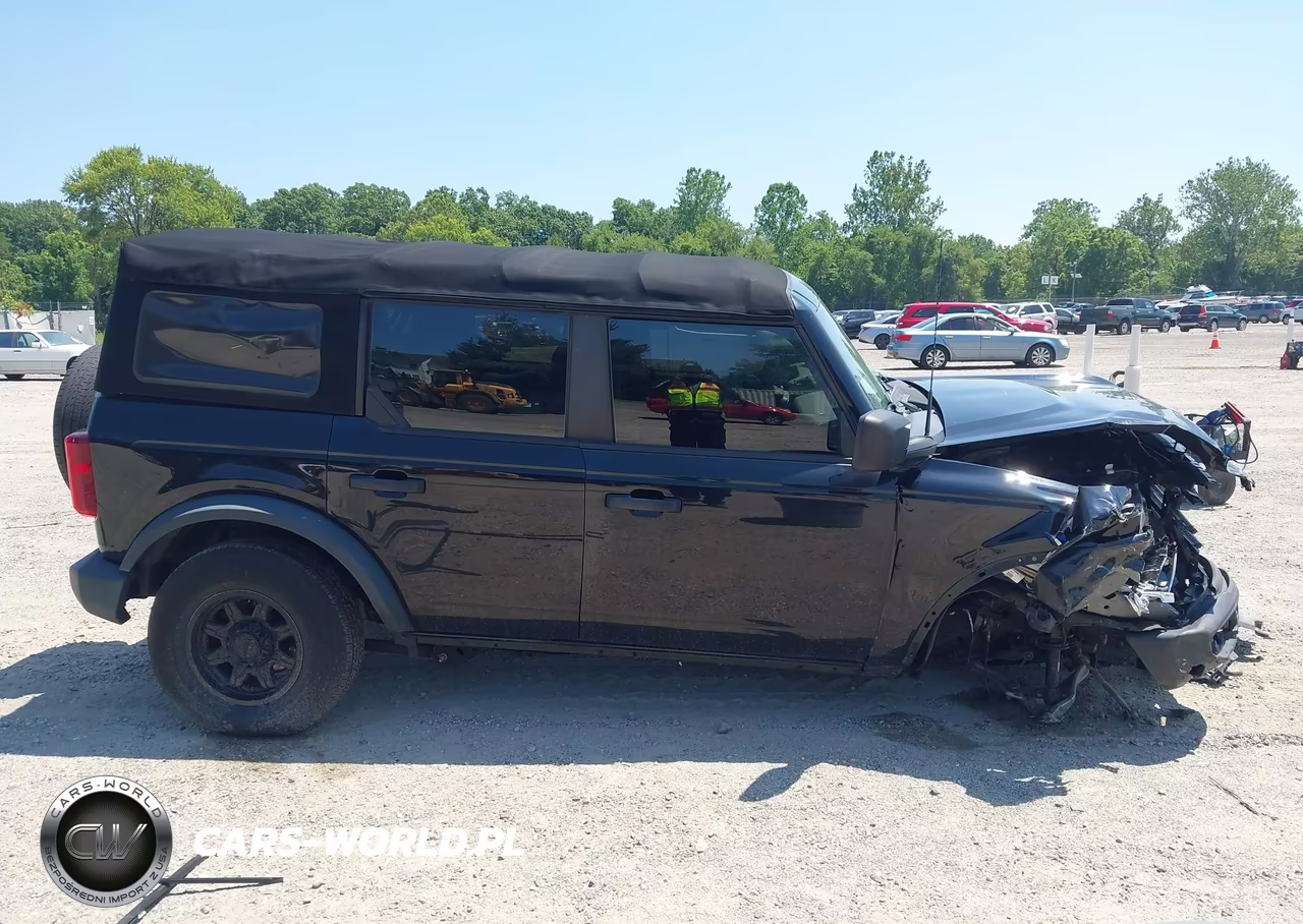 2021 Ford Bronco VIN:1FMDE5BH8MLA72258 - 14