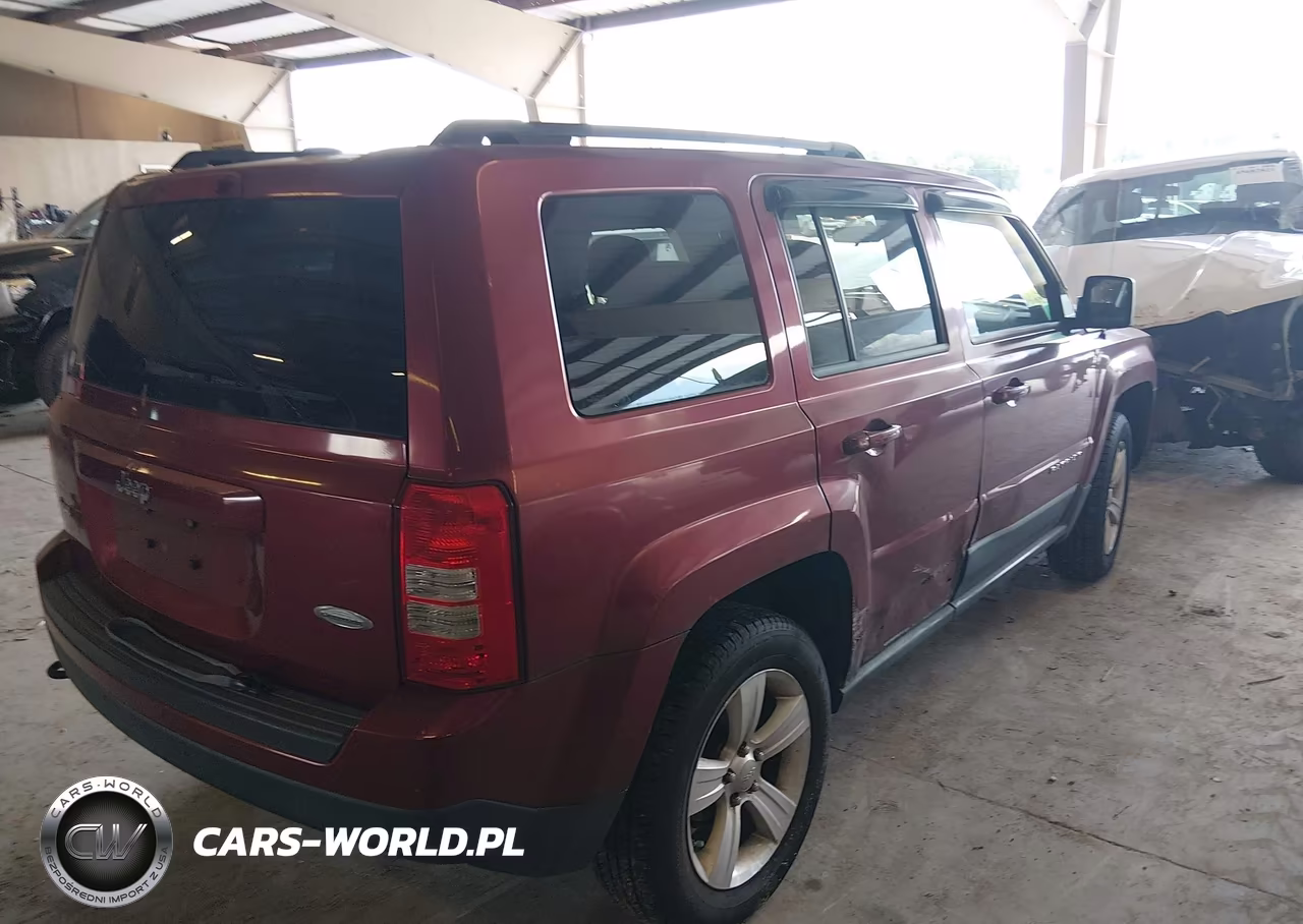 2011 Jeep Patriot Sport VIN:1J4NF1GB2BD187961 - 4
