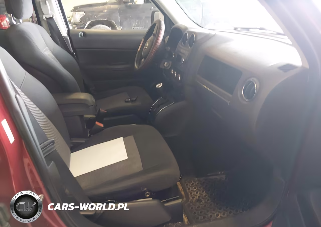 2011 Jeep Patriot Sport VIN:1J4NF1GB2BD187961 - 5