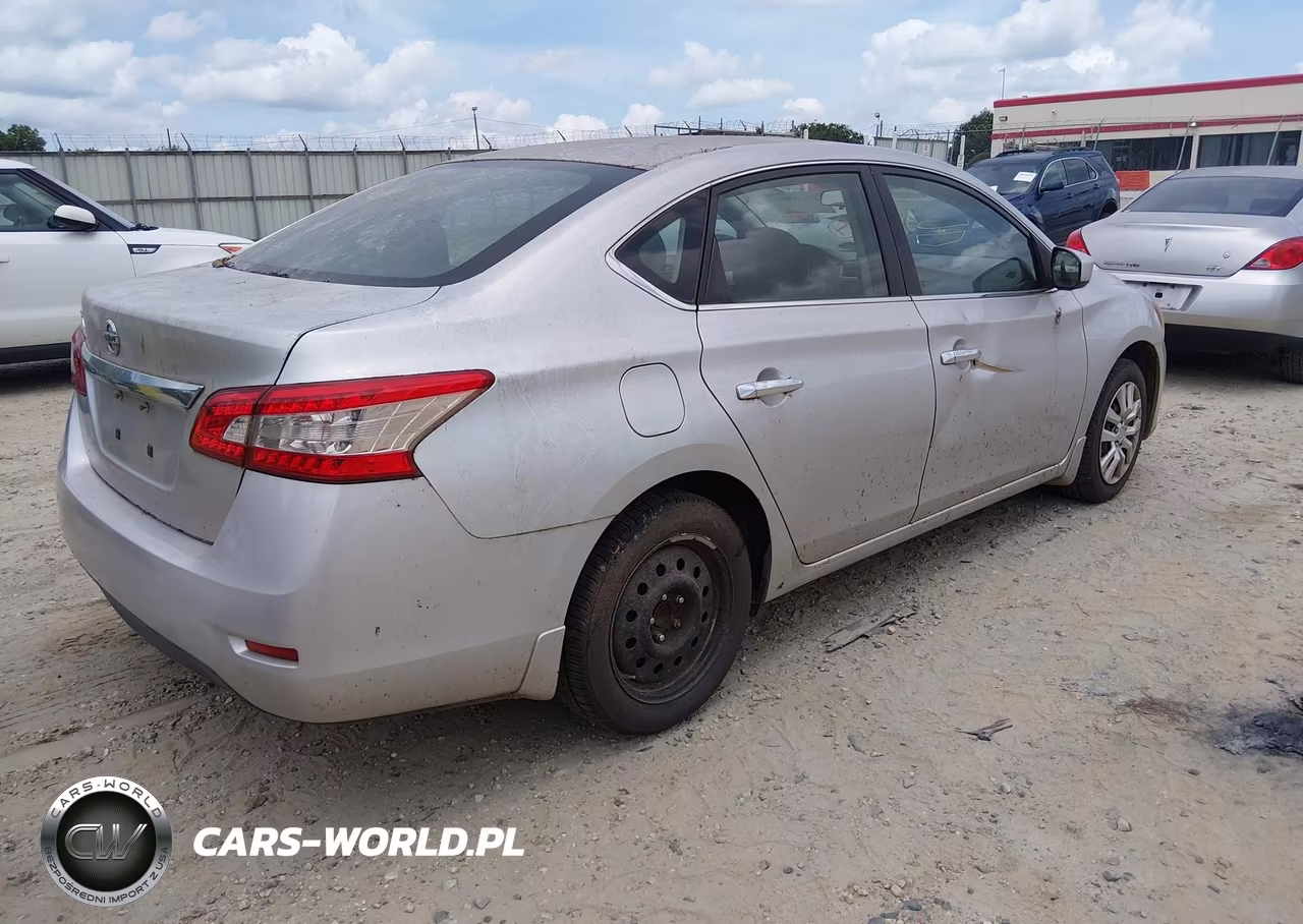 2015 Nissan Sentra S VIN:3N1AB7AP9FY290937 - 4