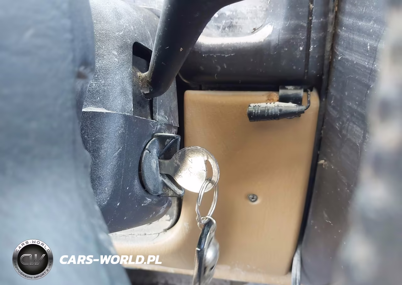1997 Jeep Wrangler Se VIN:1J4FY29P6VP415637 - 11