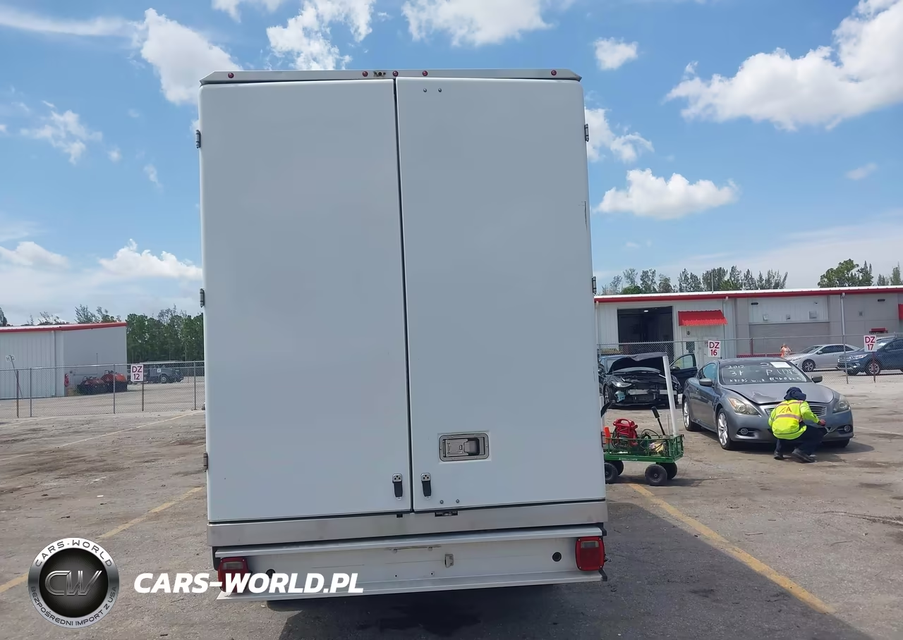 2021 Ford Transit-350 Cab VIN:1FDBW5Z86MKA84389 - 16