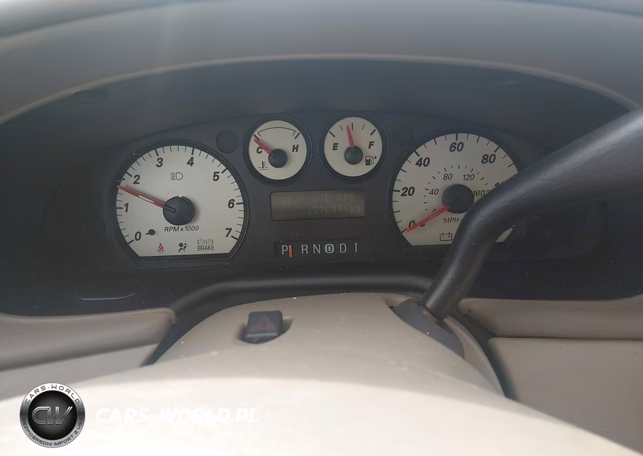 2005 Mercury Sable Gs VIN:1MEFM50275A635584 - 7