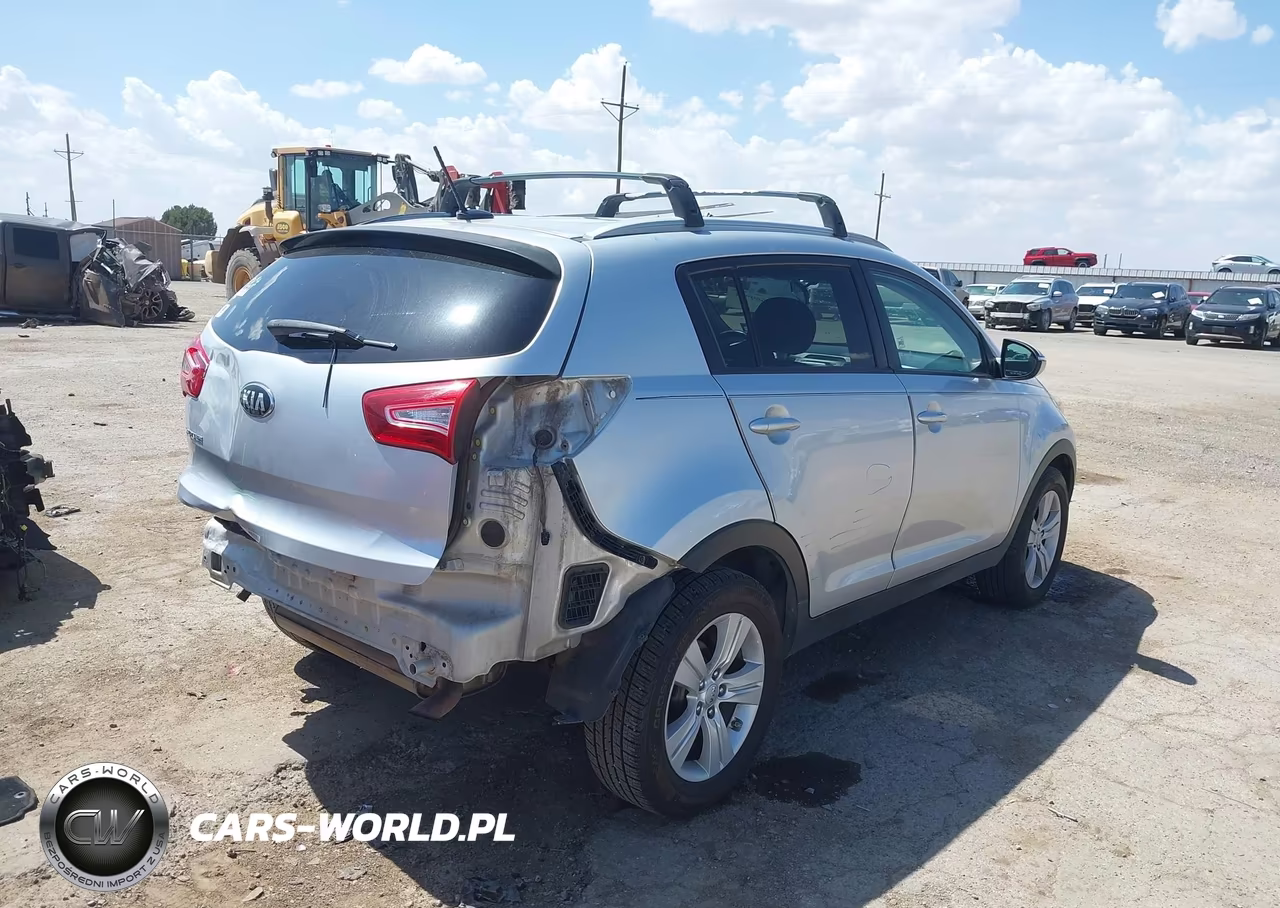 2013 Kia Sportage Lx VIN:KNDPB3A29D7354686 - 4