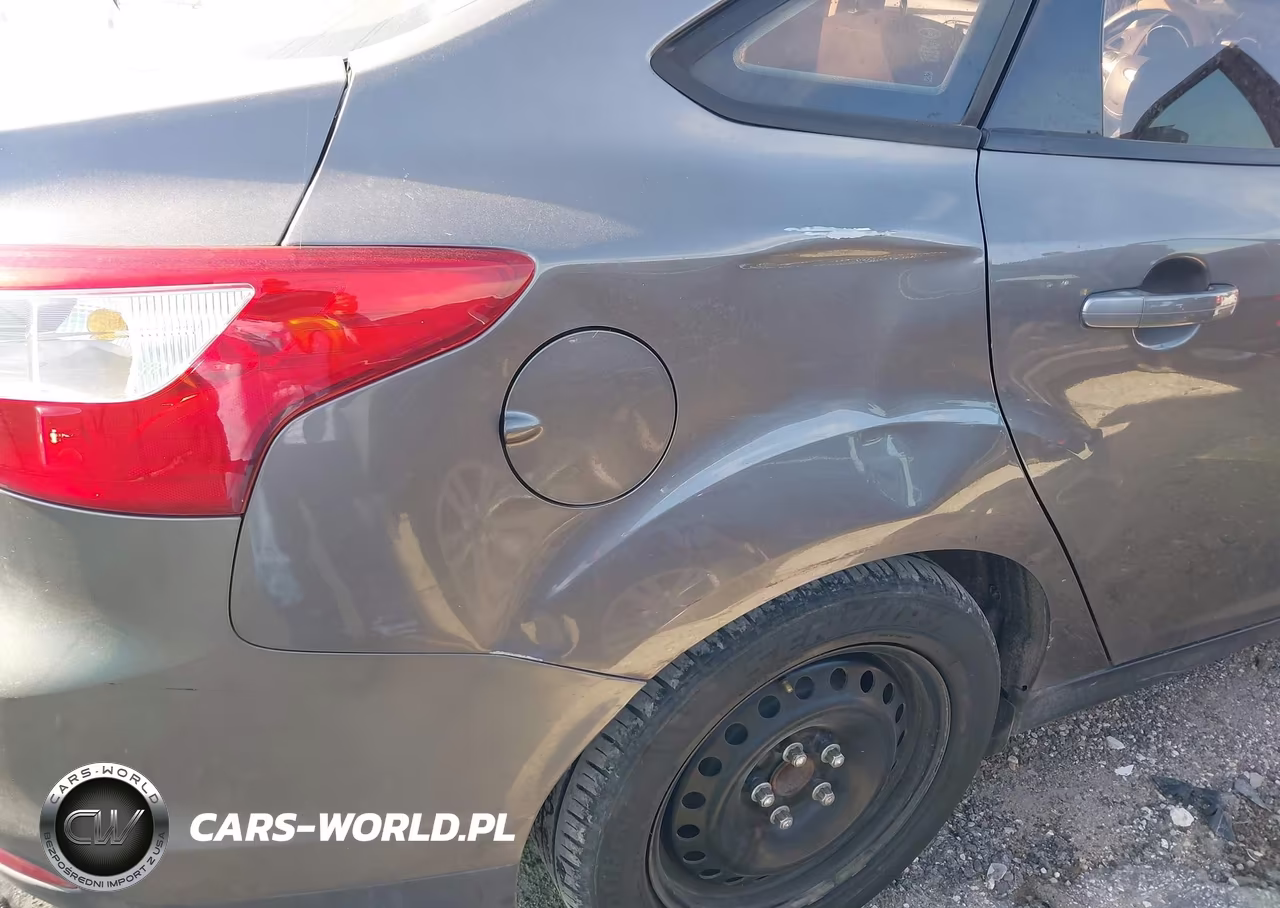 2012 Ford Focus Se VIN:1FAHP3F29CL217211 - 6