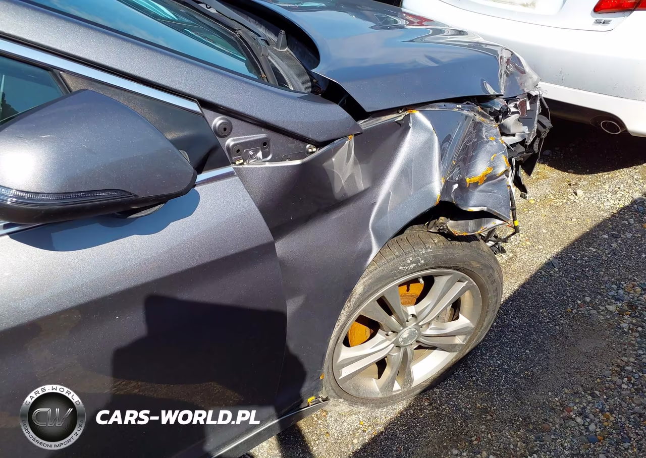 2018 Hyundai Sonata Sel VIN:5NPE34AF3JH661260 - 18