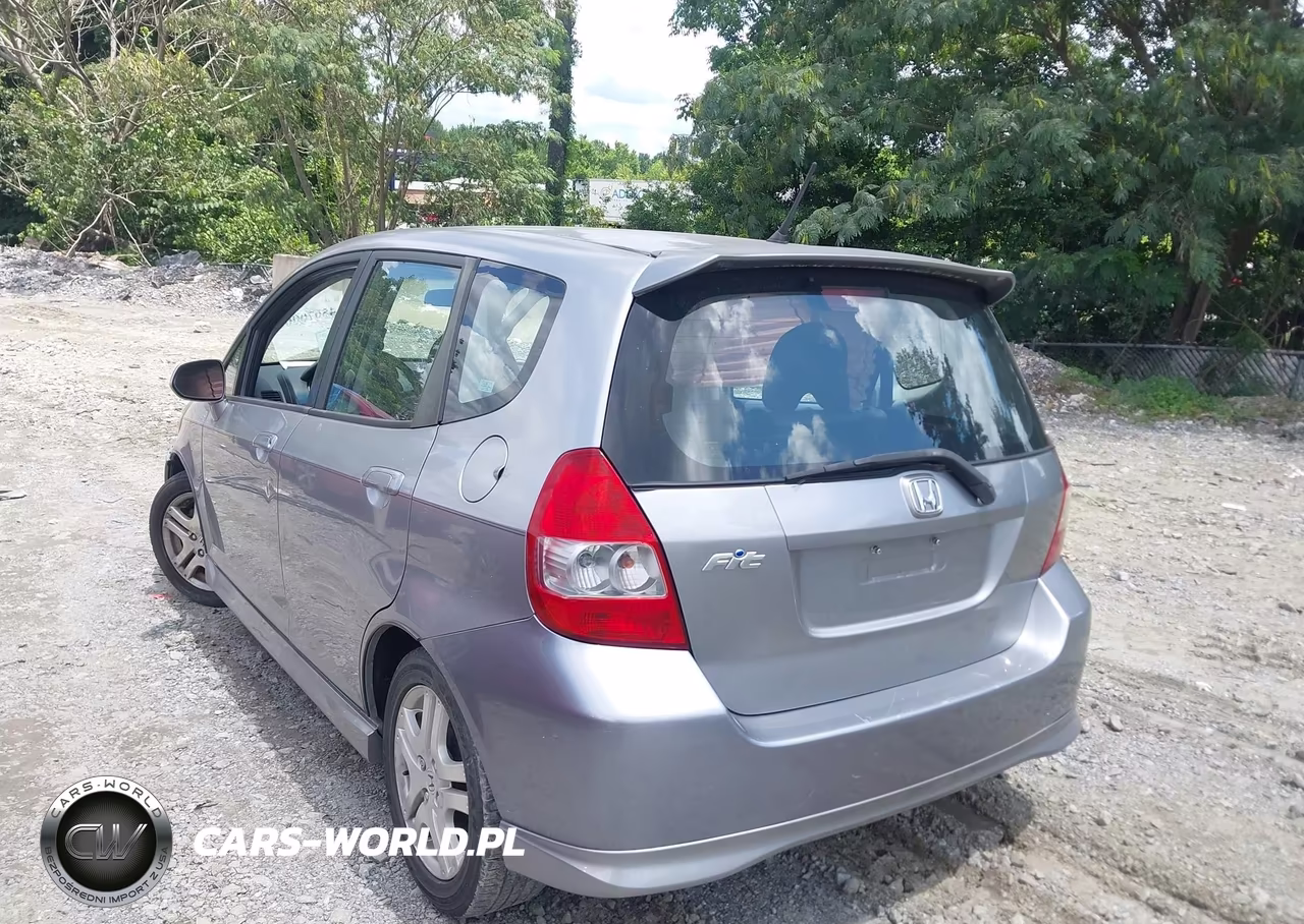 2008 Honda Fit Sport VIN:JHMGD38628S014509 - 3