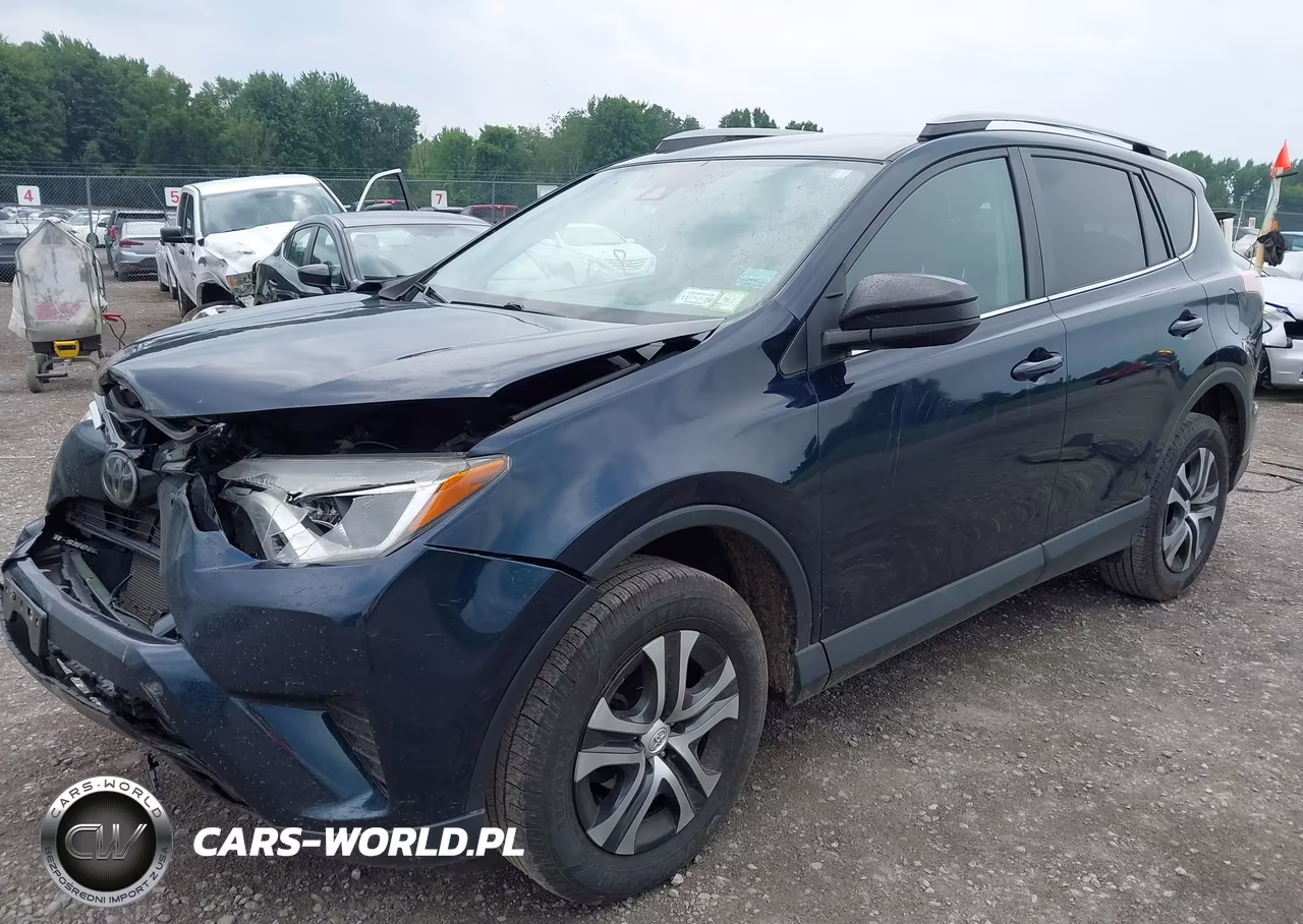 2018 Toyota Rav4 Le VIN:2T3BFREV7JW793357 - 2