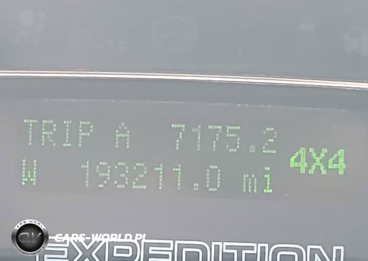 2012 Ford Expedition Xlt VIN:1FMJU1J53CEF05820 - 15