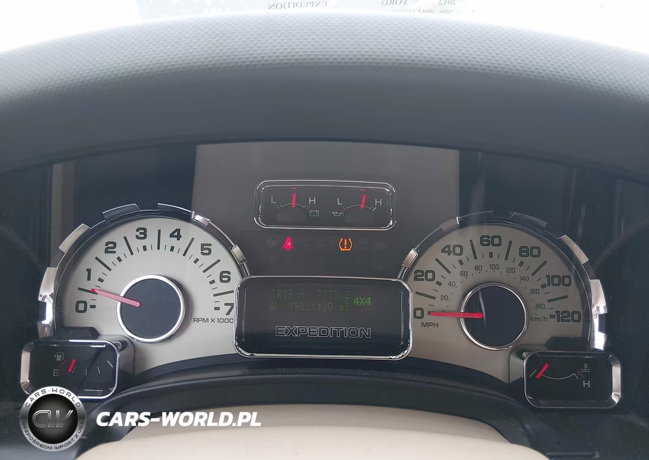 2012 Ford Expedition Xlt VIN:1FMJU1J53CEF05820 - 7