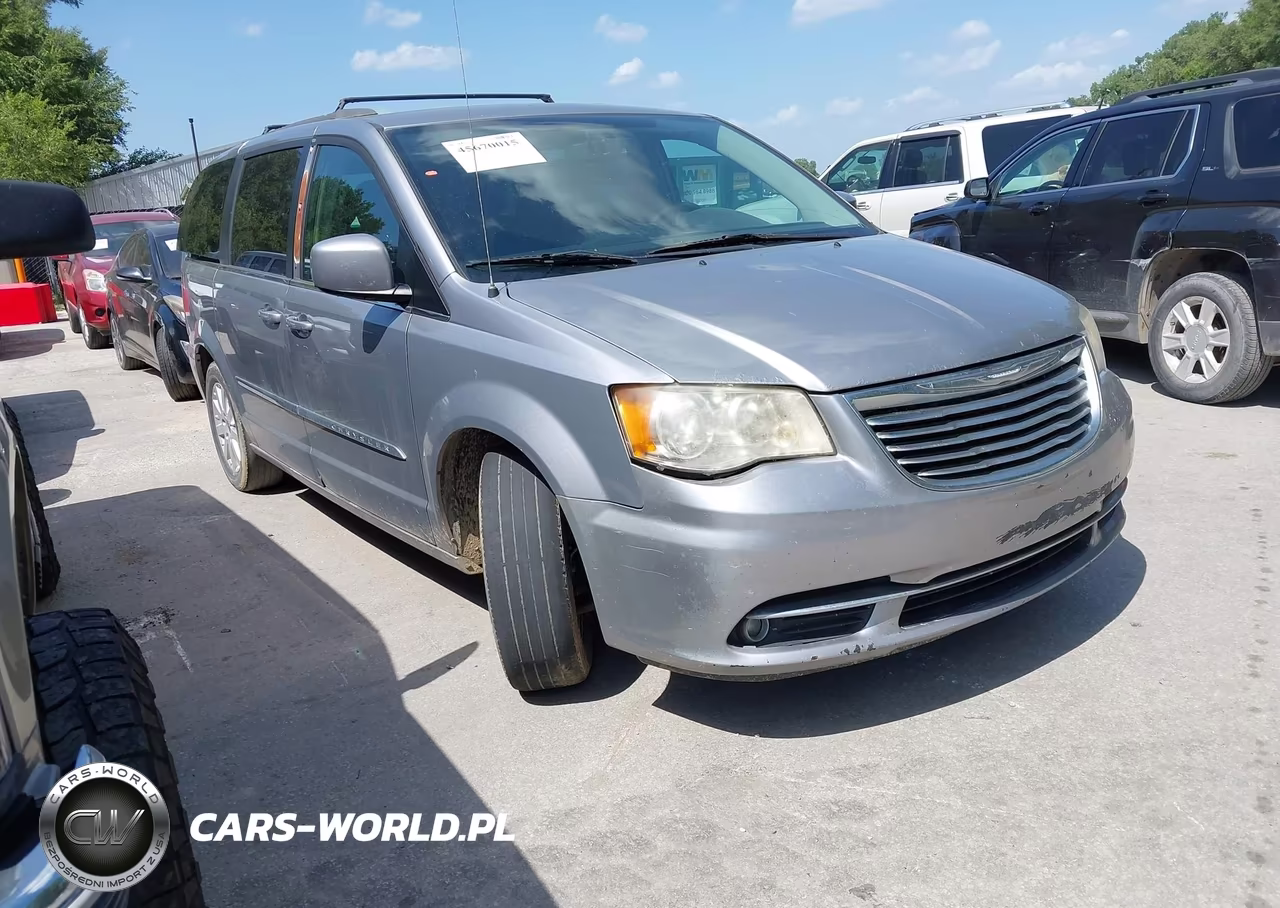 2016 Chrysler Town & Country Touring – zdjęcie 1 z 16
