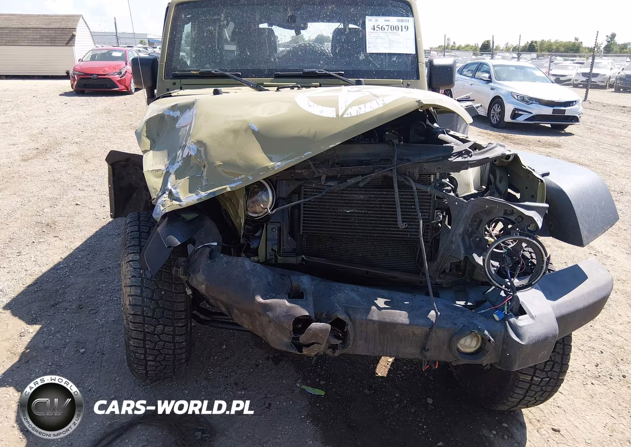 2013 Jeep Wrangler Unlimited Freedom Edition VIN:1C4BJWDGXDL618527 - 6