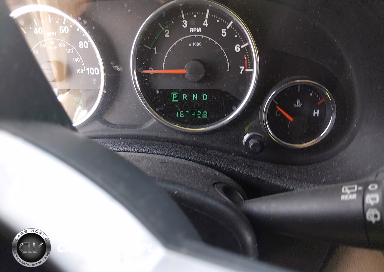 2013 Jeep Wrangler Unlimited Freedom Edition VIN:1C4BJWDGXDL618527 - 7