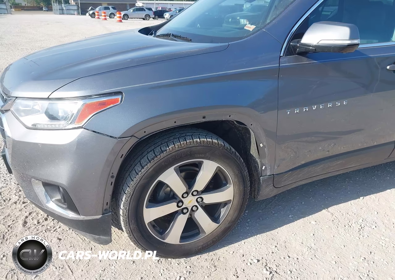 2020 Chevrolet Traverse Awd Lt Leather VIN:1GNEVHKW7LJ214447 - 6