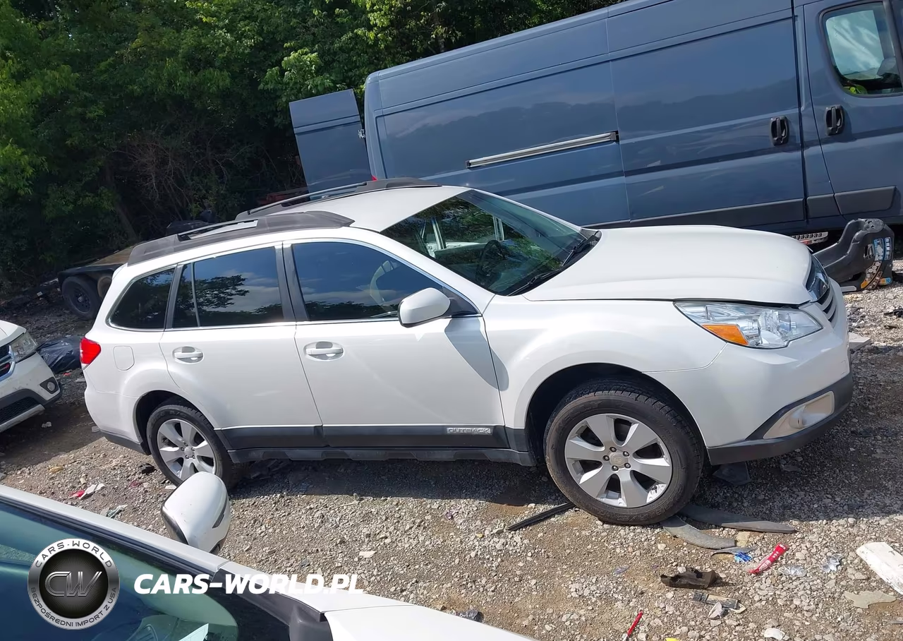 2010 Subaru Outback 2.5I Premium VIN:4S4BRCCC2A3350456 - 14