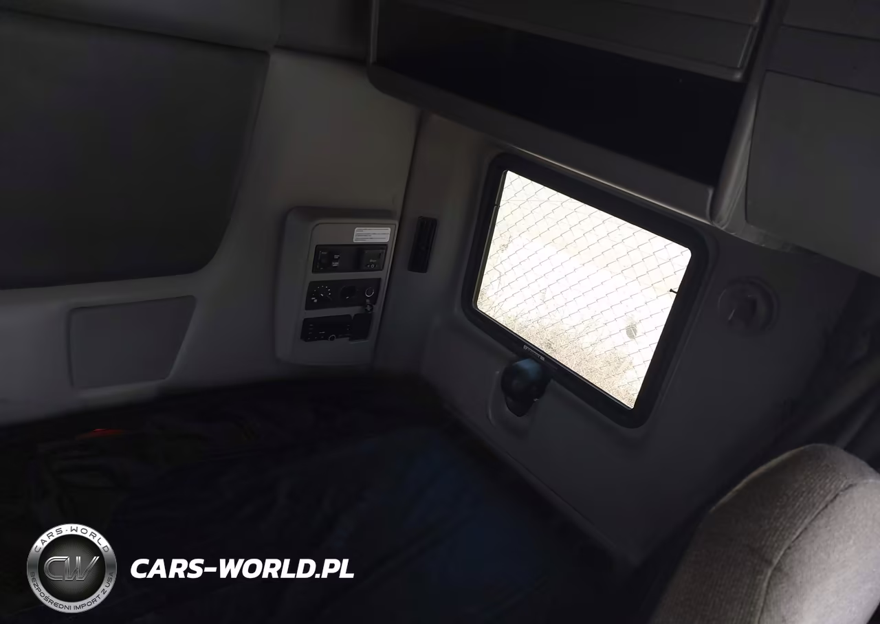 2023 International Lt VIN:3HSDZTZR0PN115510 - 14